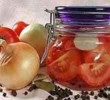 Recepty na dezertné paradajky na zimu: s cibuľou a maslom