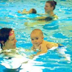 Bazén pre bábätká: existuje nejaký prínos pre kúpanie pre novorodenca?
