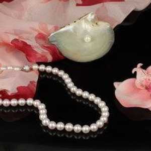 Ako rozlišovať prírodné perly od umelých perál?