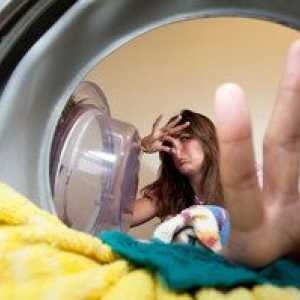 Ako odstrániť nepríjemný zápach z práčky