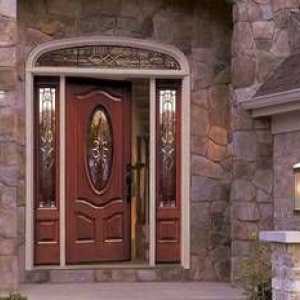 Ako si vybrať predné dvere v súkromnom dome?