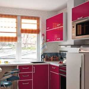 Malé rohové kuchyne s oknom: fotografie a dizajnové prvky