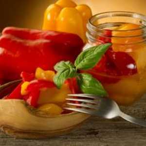 Marinovaná pečená paprika na zimu, recepty s fotografiou
