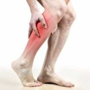 Prečo sa pravá a ľavá noha vyčerpáva z kolena na nohu