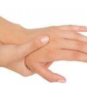 Príčiny nepokojných rúk: liečba symptómov