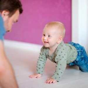 Vývoj dieťaťa za 9 mesiacov: čo má dieťa