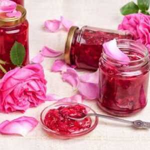 Recepty z džemu z ružových lístkov
