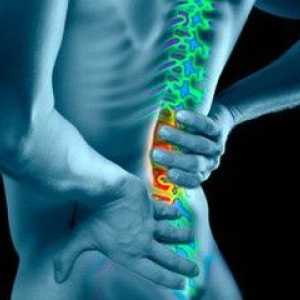Symptómy posunutia stavcov v bedrovej chrbtici