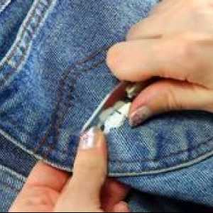 Spôsoby odstránenia žuvačky z džínsy