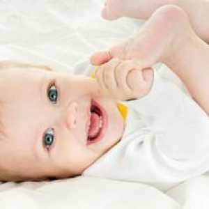 Zuby dieťaťa sú roztrhané, čo robiť: tipy a triky